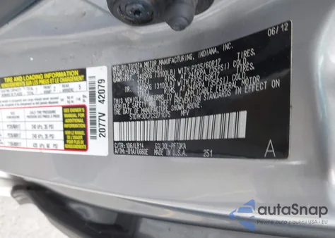 2012 Toyota Sienna Xle V6 7 Passenger Auto Access Seat/Xle V6 8 Passenger из США, поврежденный, VIN 5TDYK3DC7CS271075